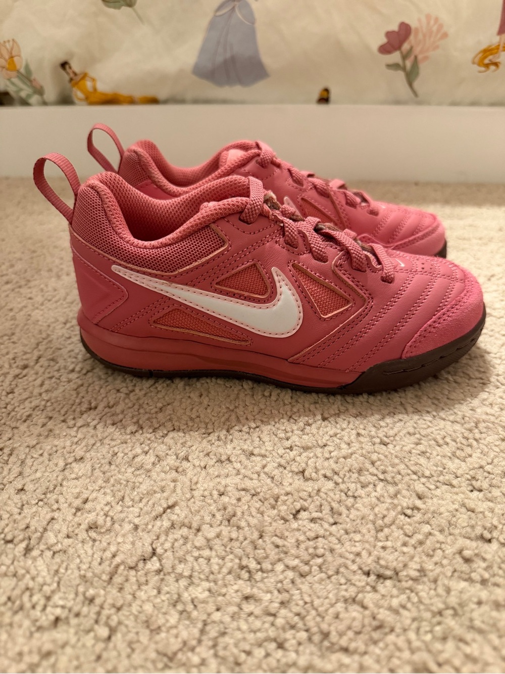 Brand New Nike Kids GATO Pink Low-Top Sports Sneakers
